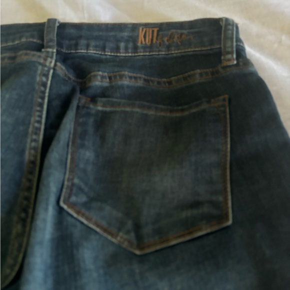 Kut from the Kloth medium wash straight leg distressed denim jeans size 8 - Picture 8 of 11